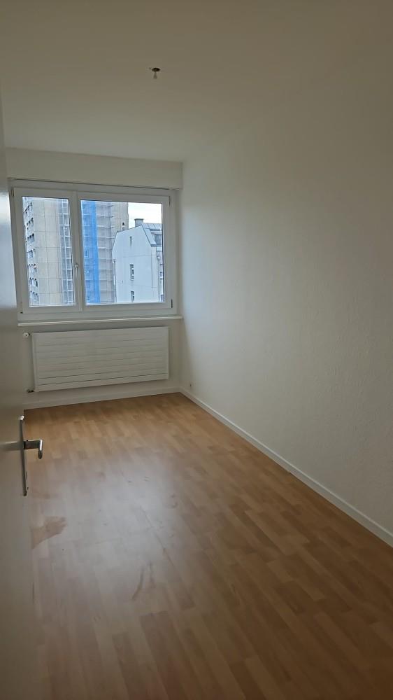 4-Zimmer-Wohnung