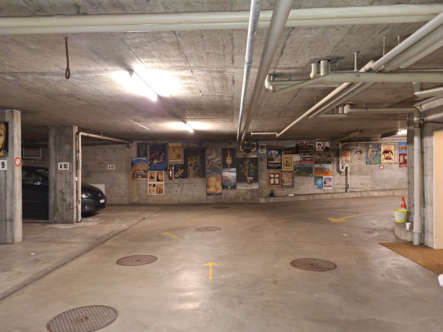 Underground slot