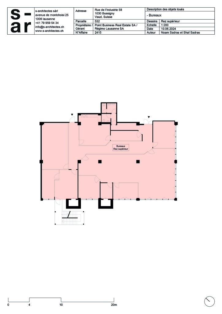378m² office