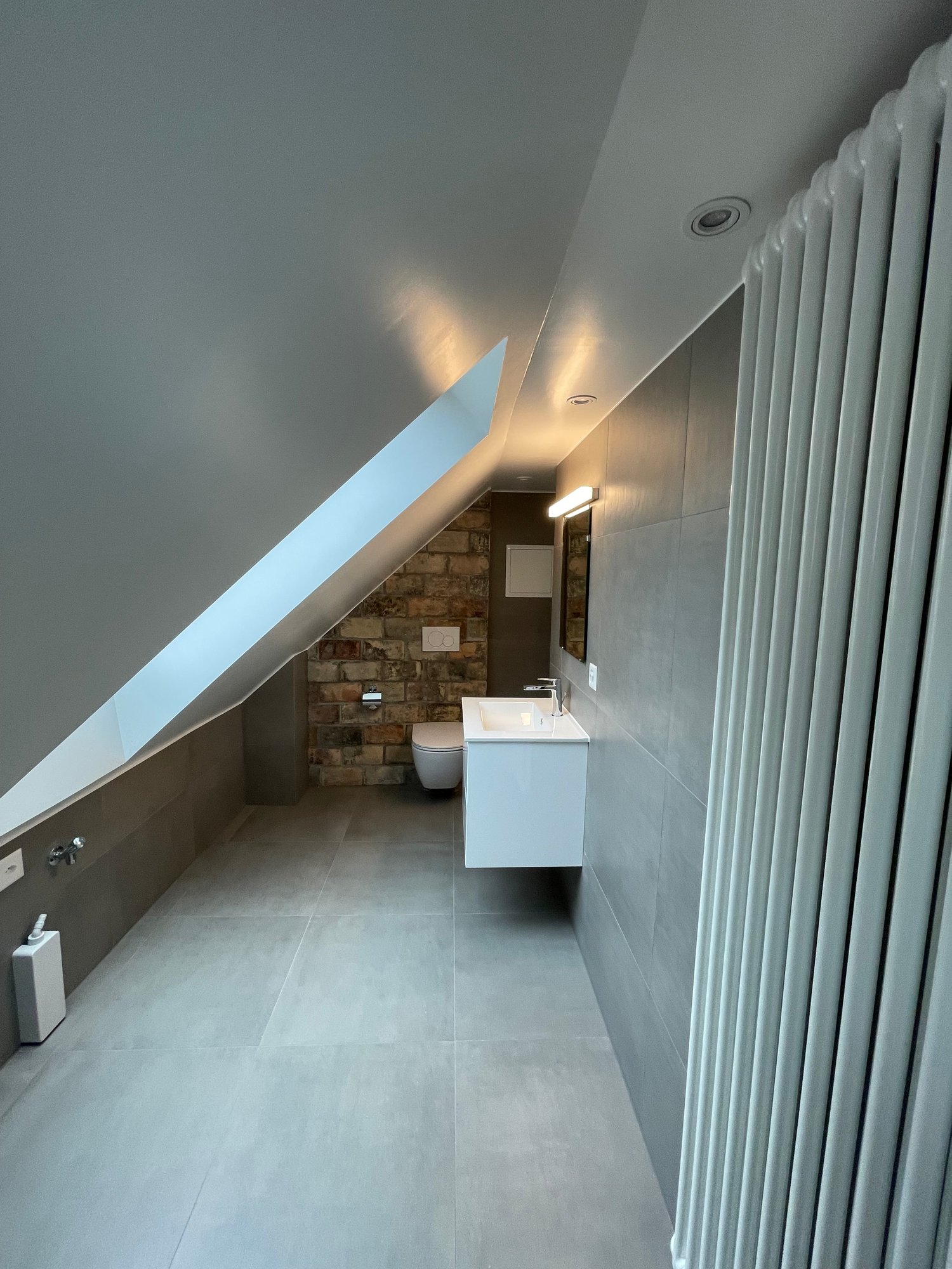 1 ½ Zimmer Dachwohnung
