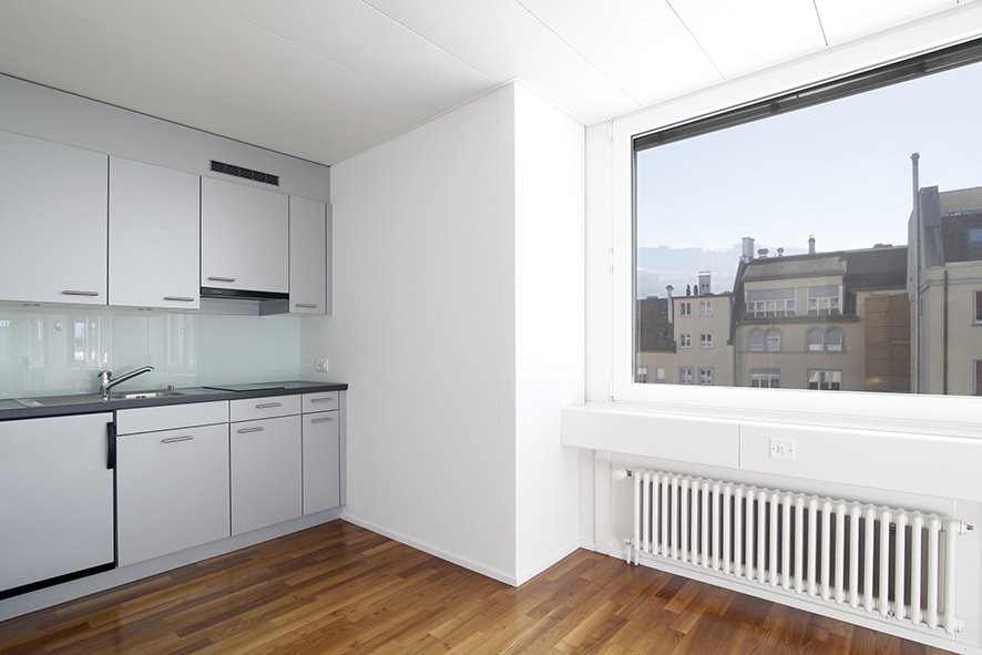 92m² office