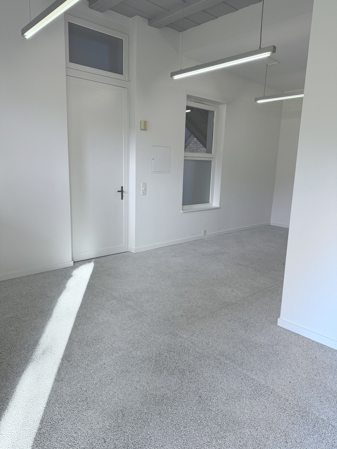 30m² office
