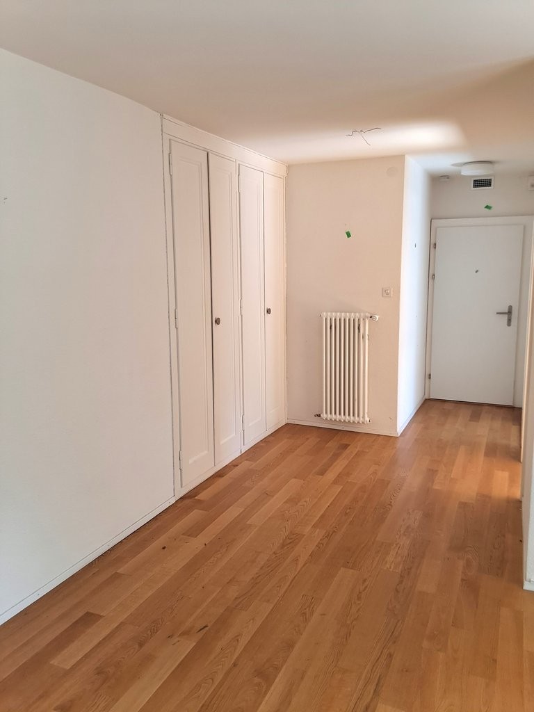 5 rooms apartment