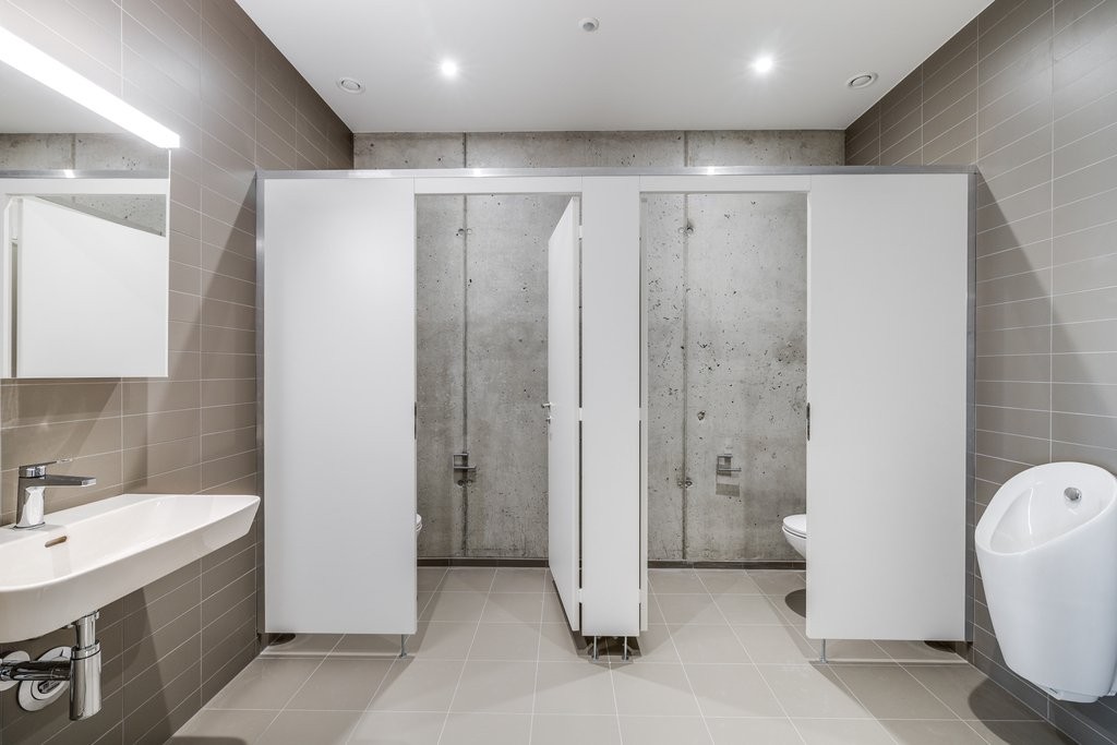 490m² commercial