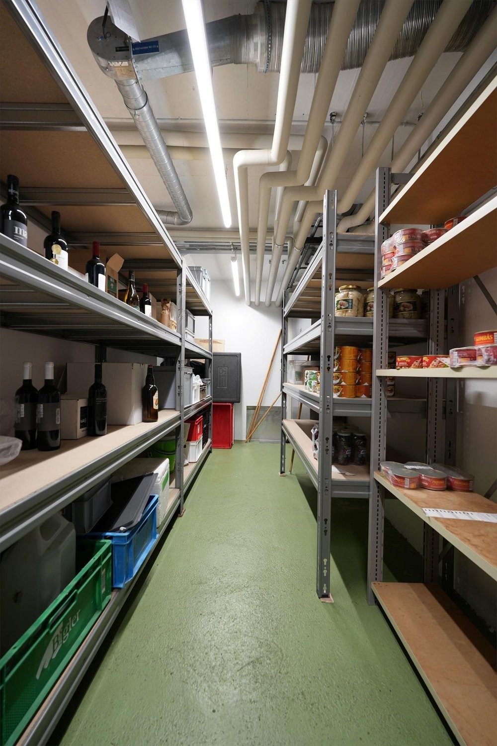 153m² commercial