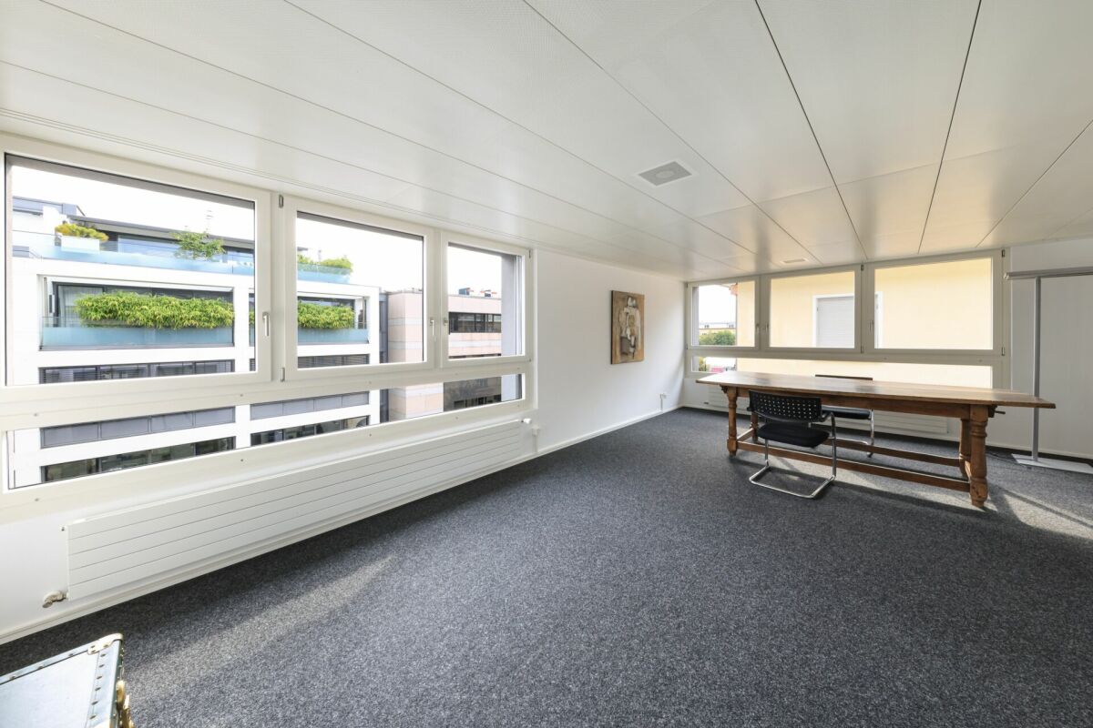 210m² Büro