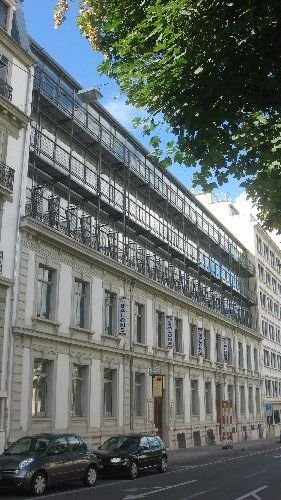 503m² office