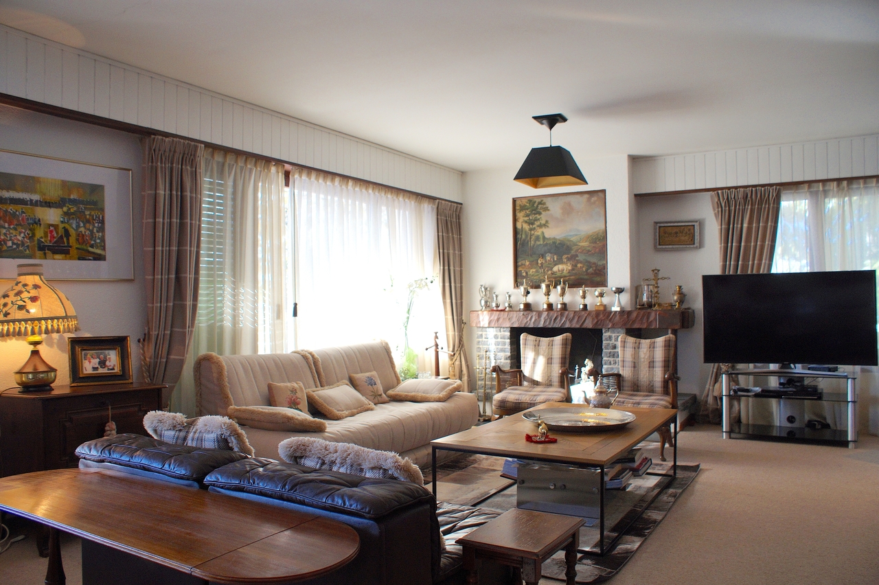 6 rooms apartment