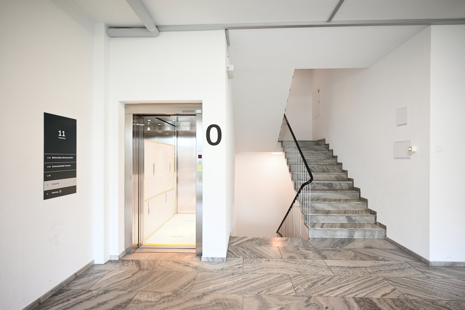 516m² commerciale