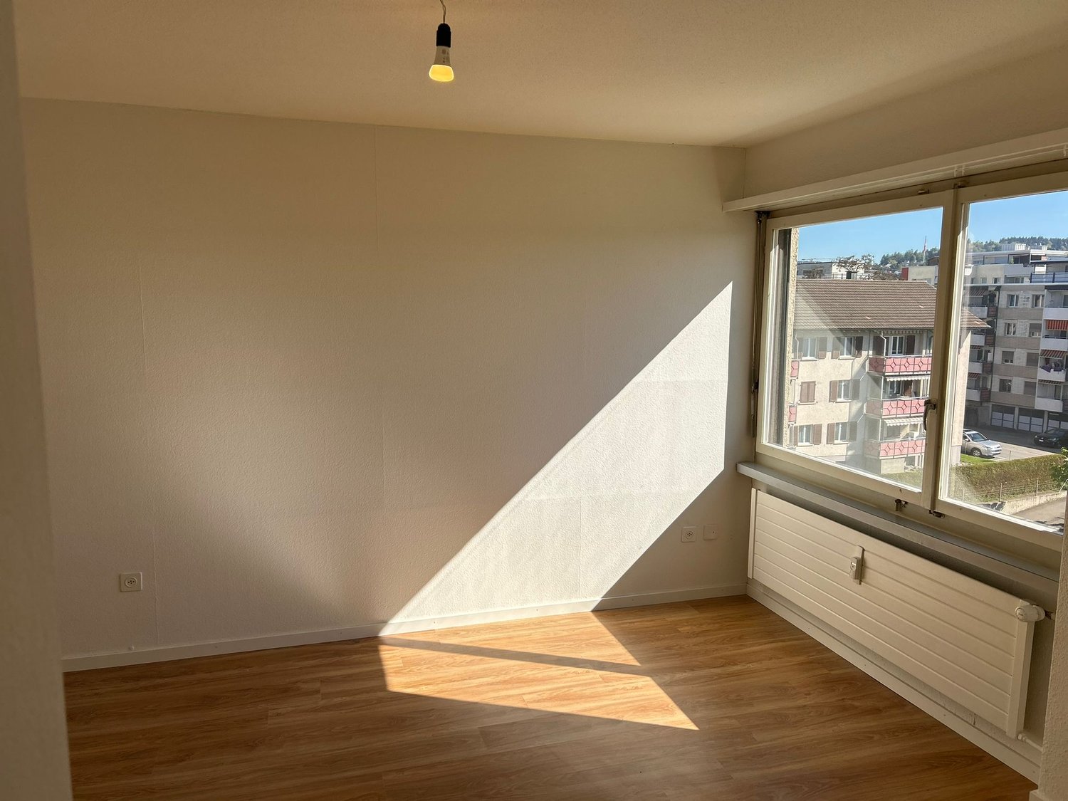 4 rooms attic flat