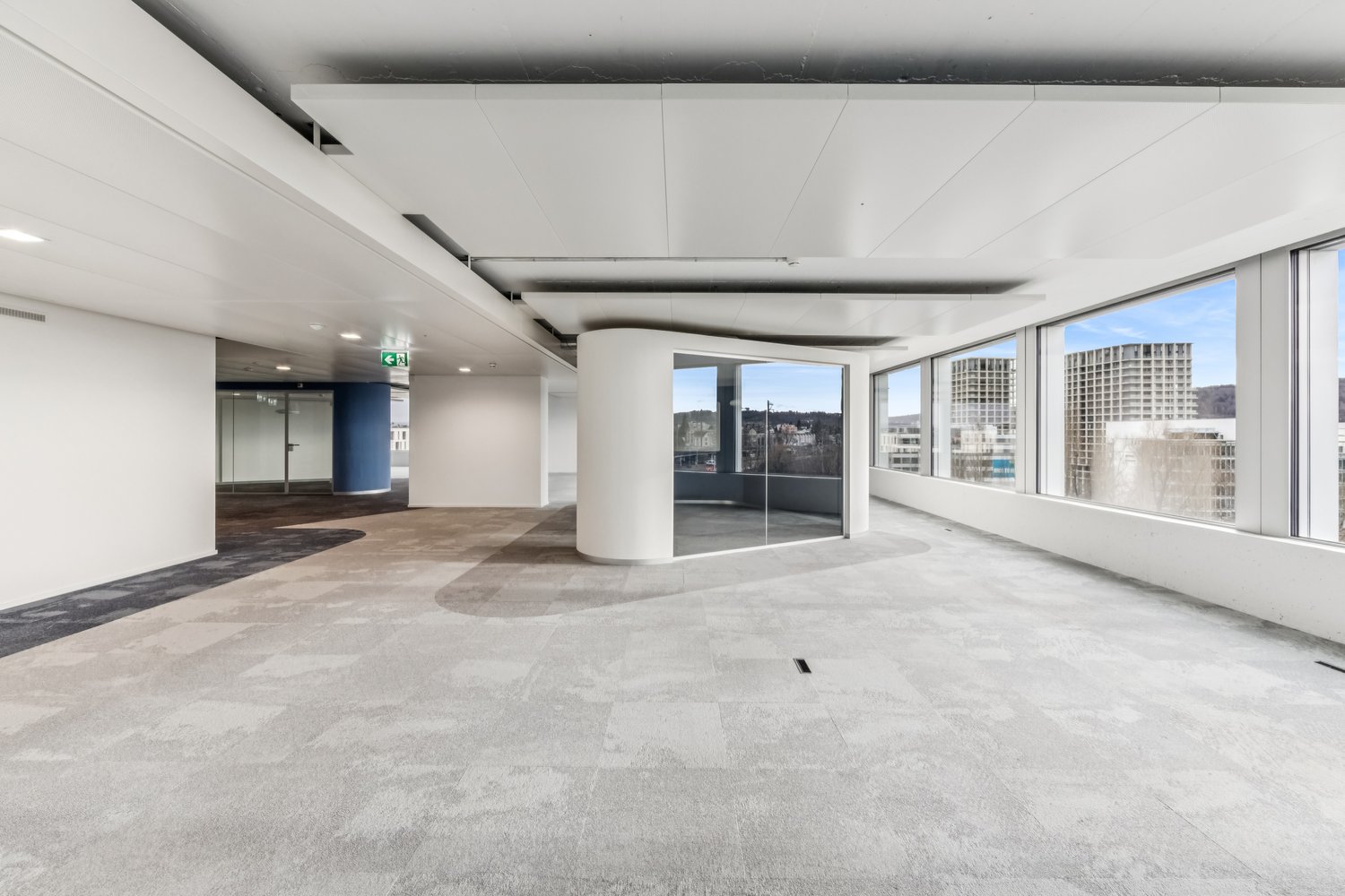 1183m² office