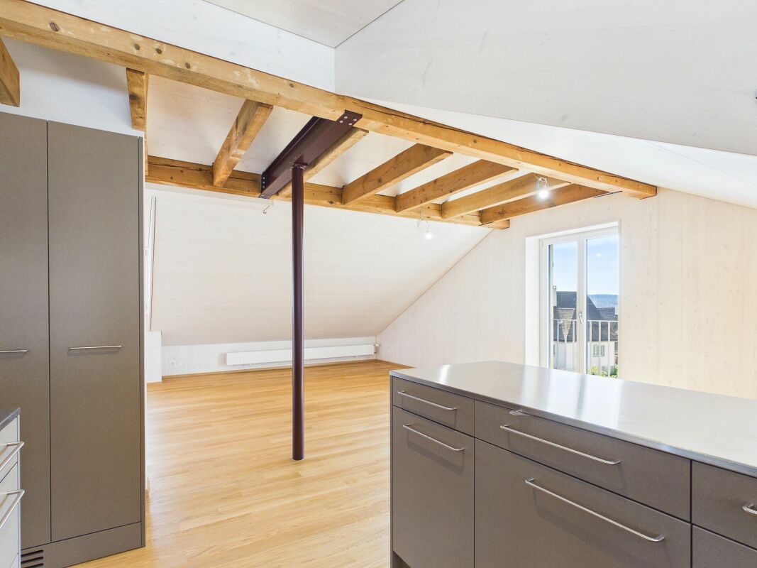 Appartement en attique de 2 ½ pièces