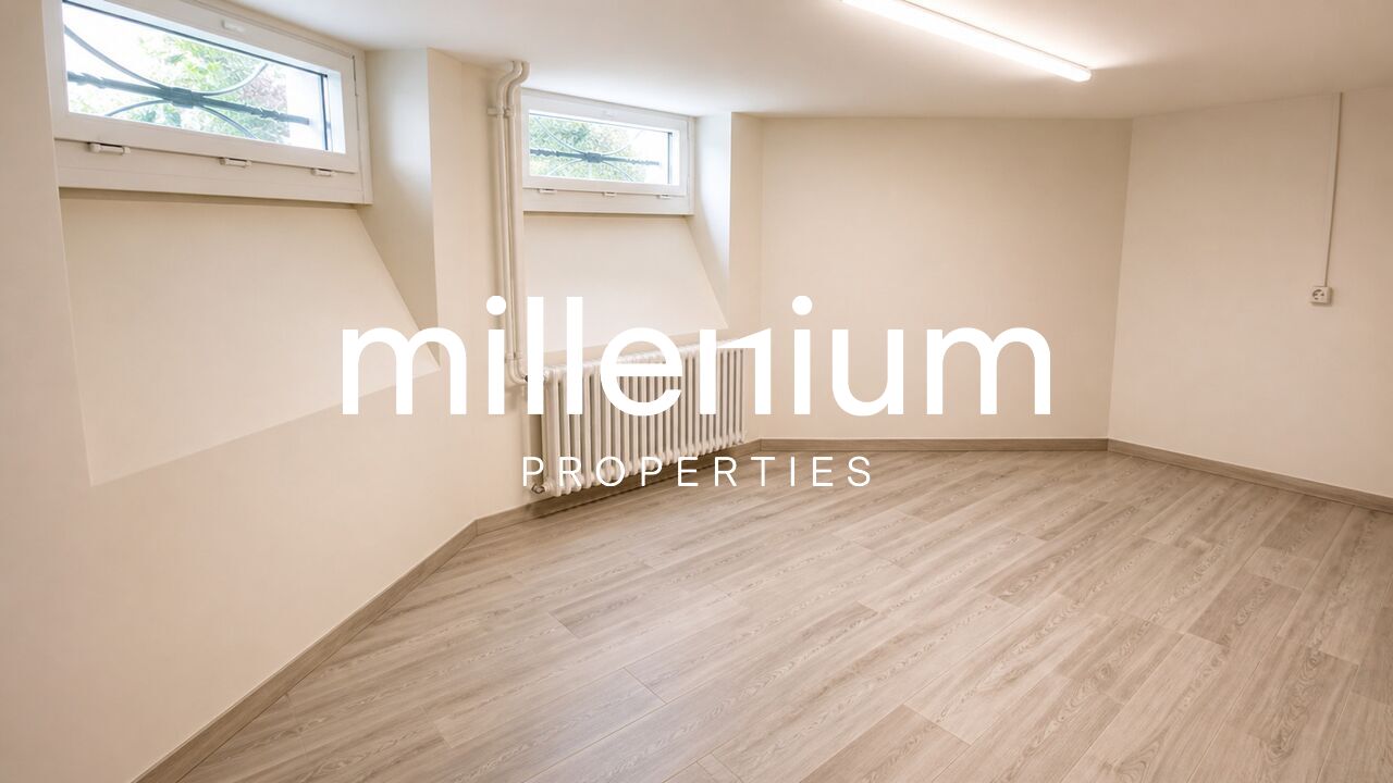 10-Zimmer-Einfamilienhaus