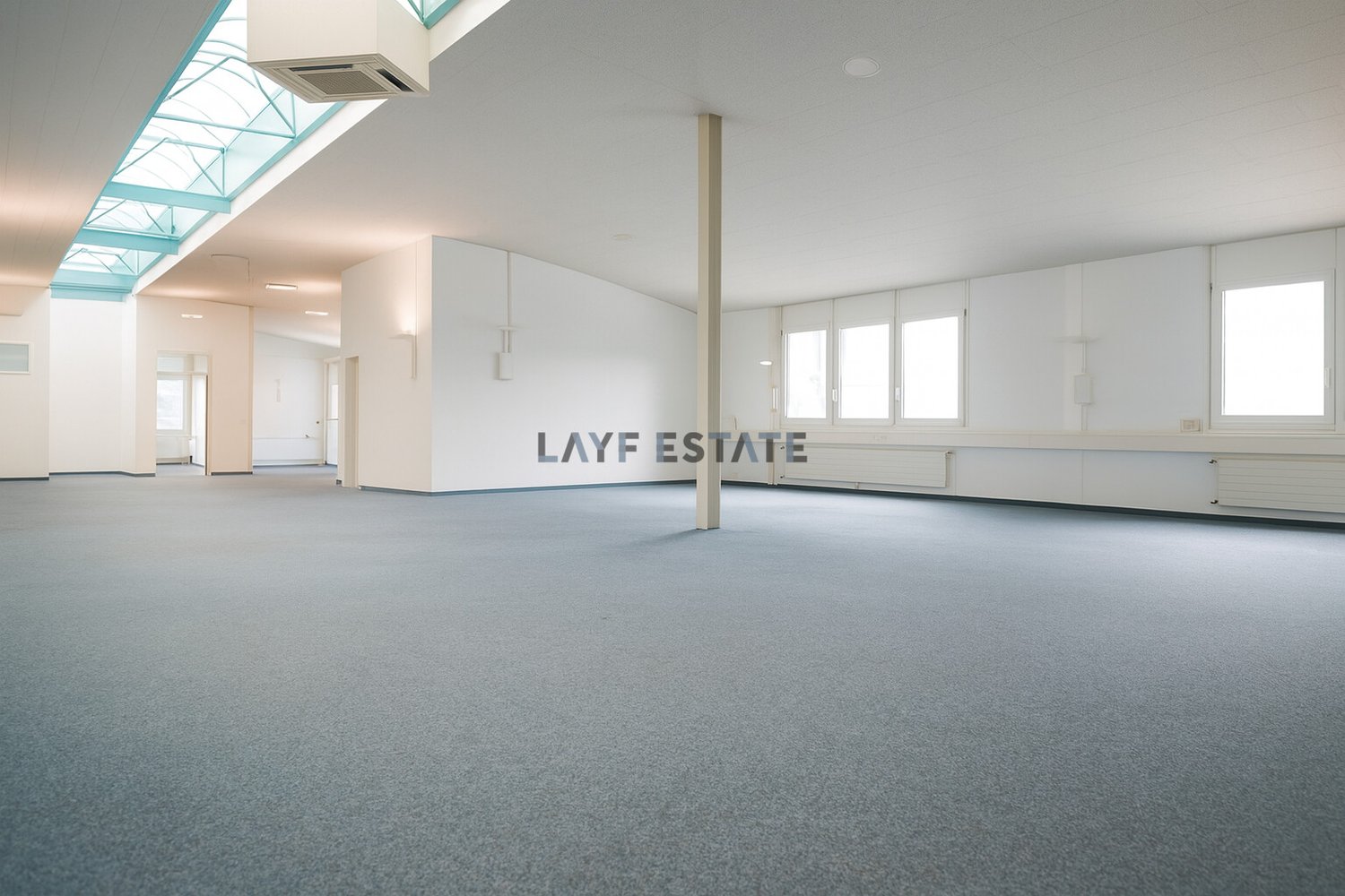 567m² bureau