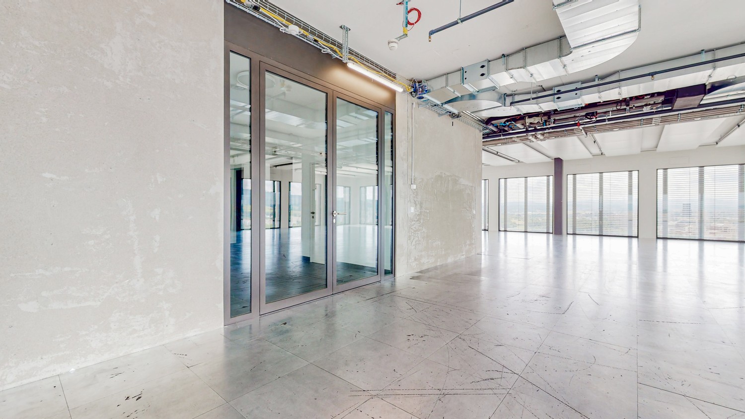 738-4400m² bureau