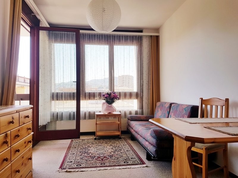 2 rooms furnished flat