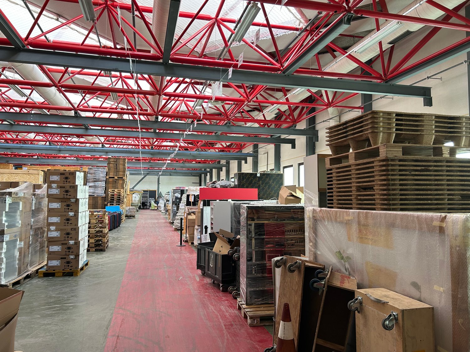 2133m² Industrieobjekt