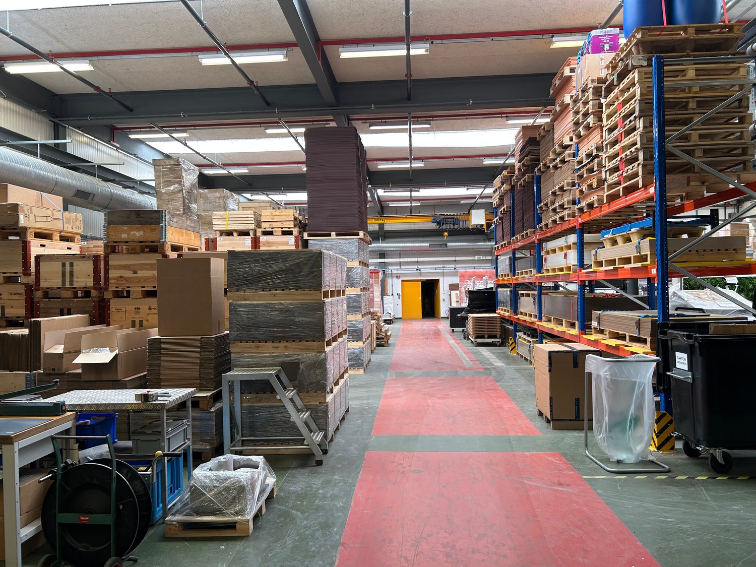 2133m² Industrieobjekt