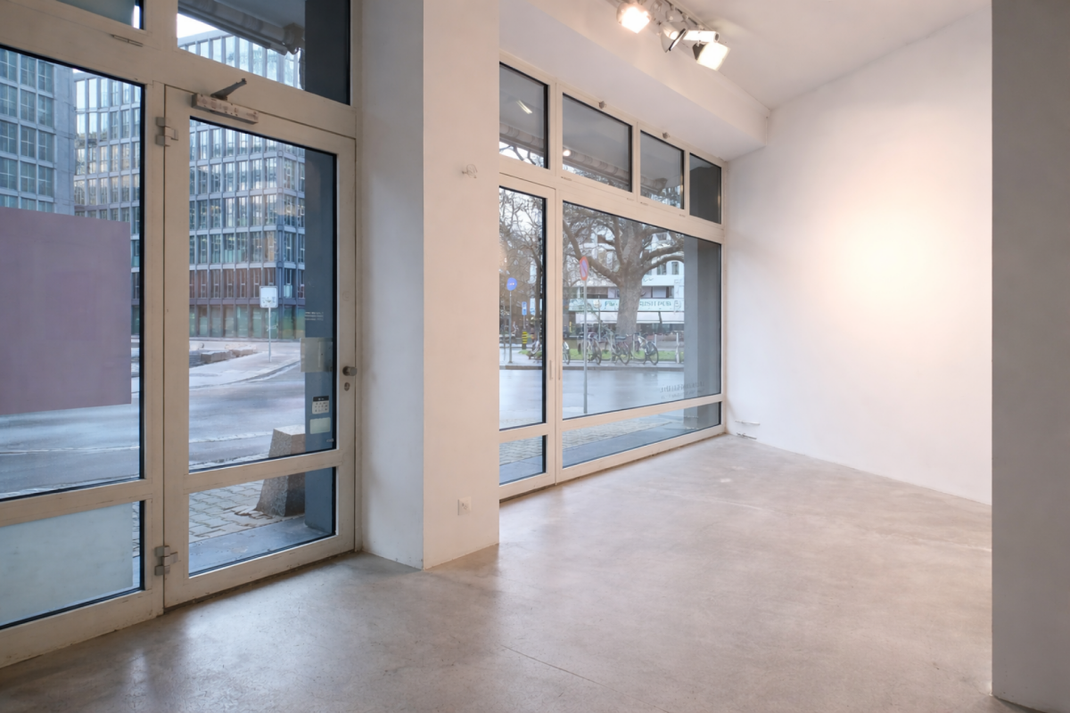156m² commercial