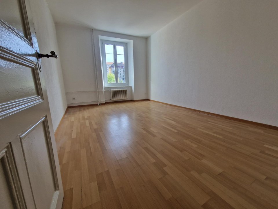 4-Zimmer-Wohnung