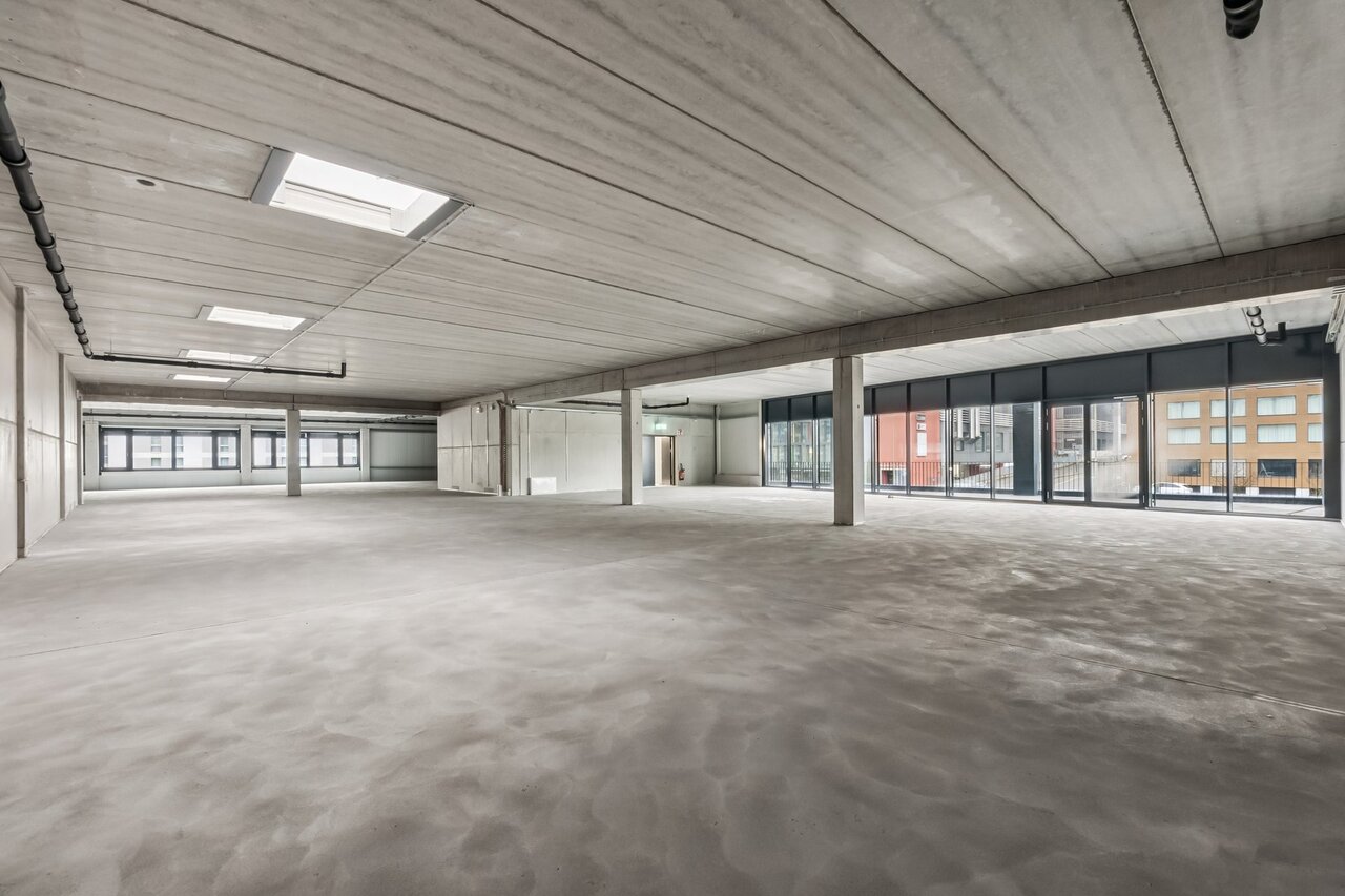 930m² ufficio
