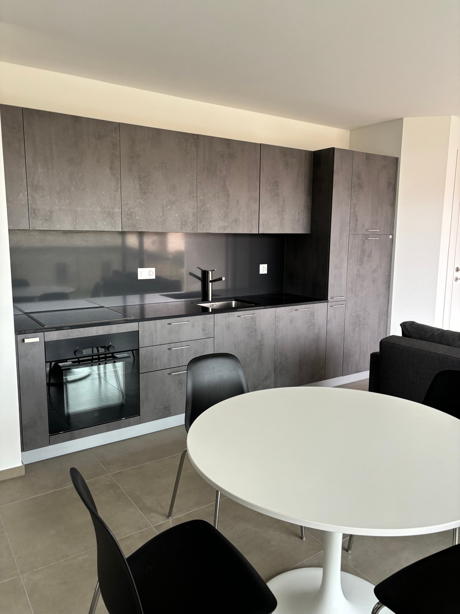 2 ½ Zimmer möblierte Wohnung