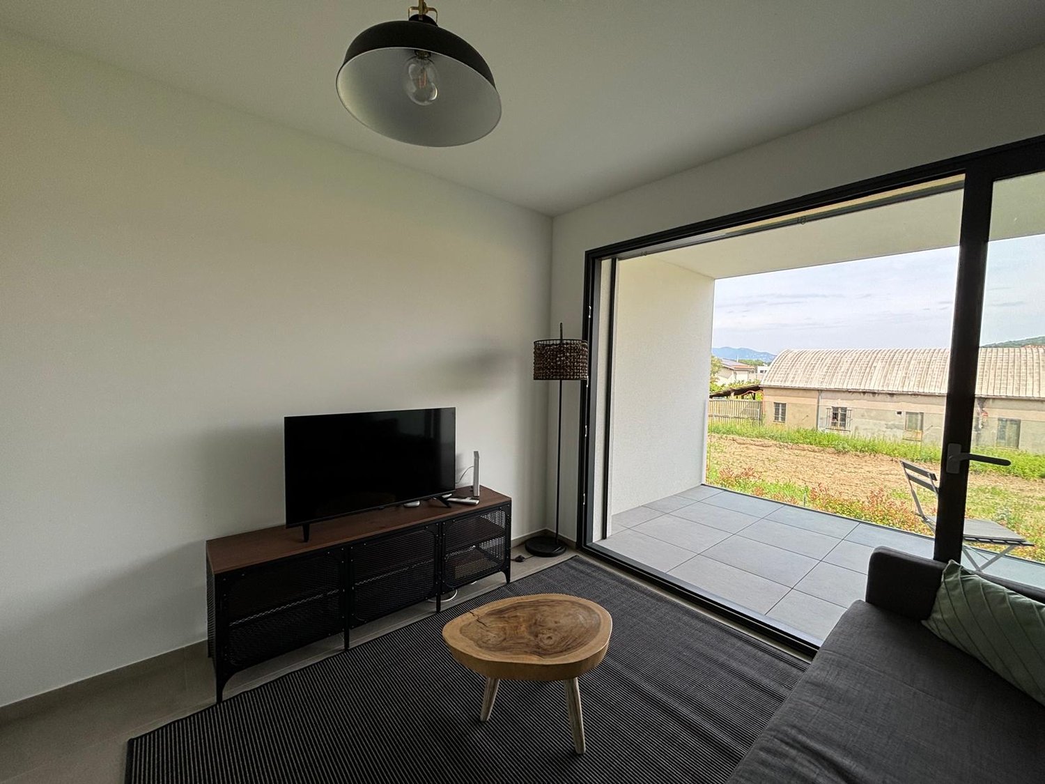 2 ½ Zimmer möblierte Wohnung