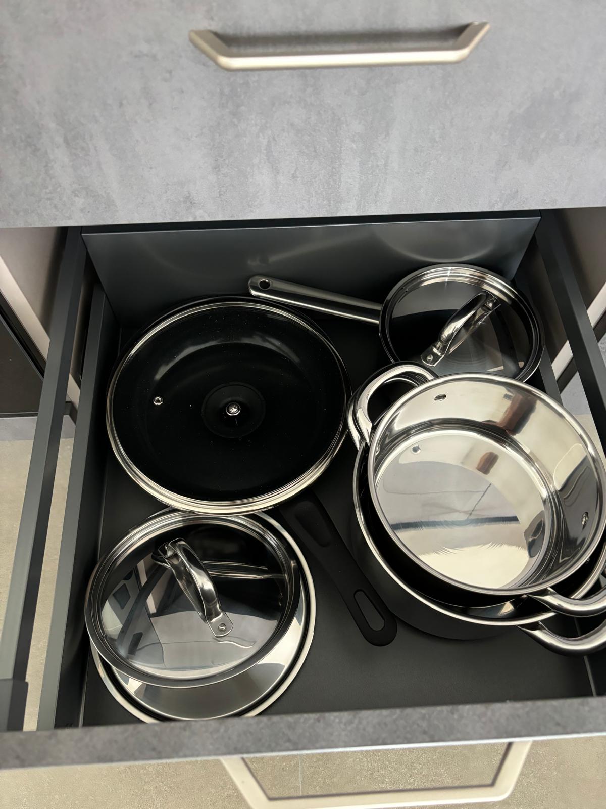 2 ½ Zimmer möblierte Wohnung