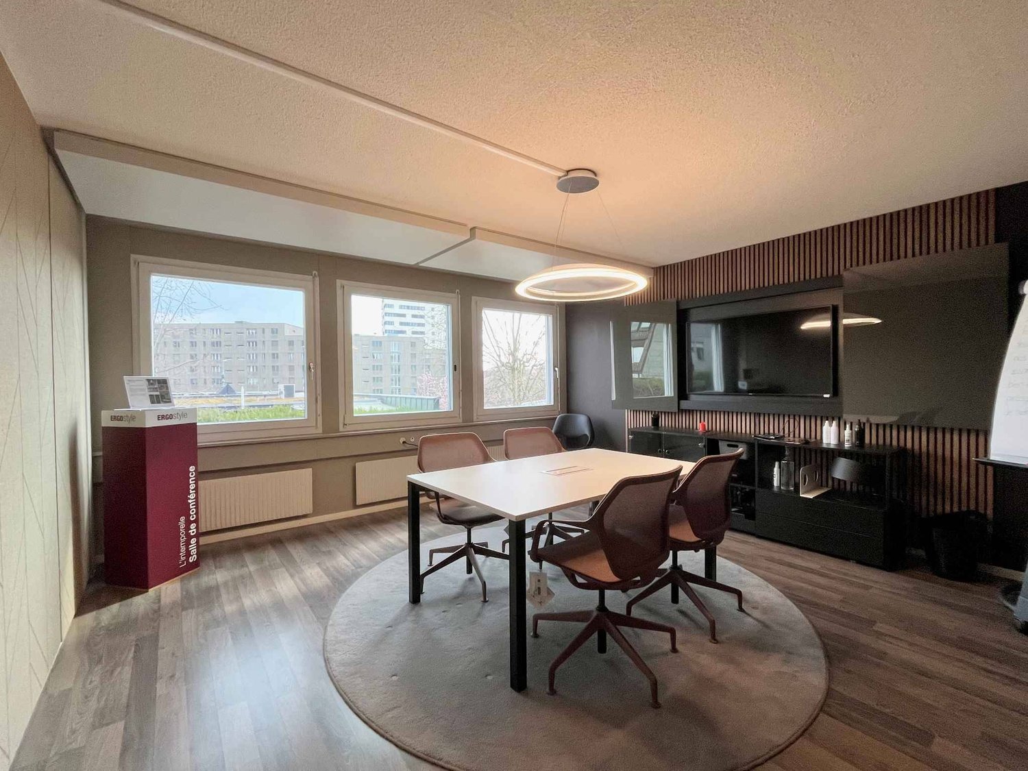 487m² commercial