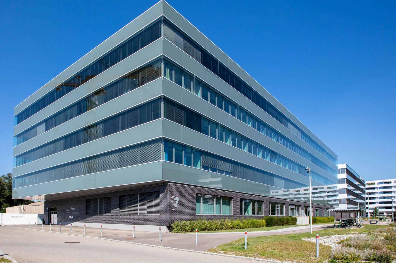 120m² bureau