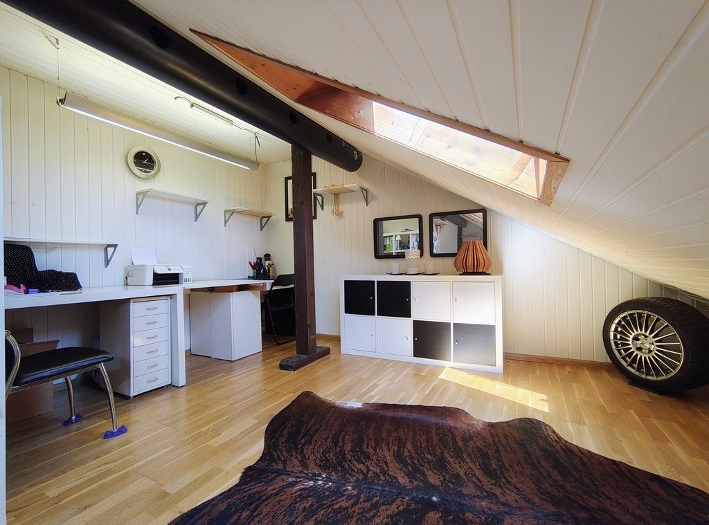 1 room single room