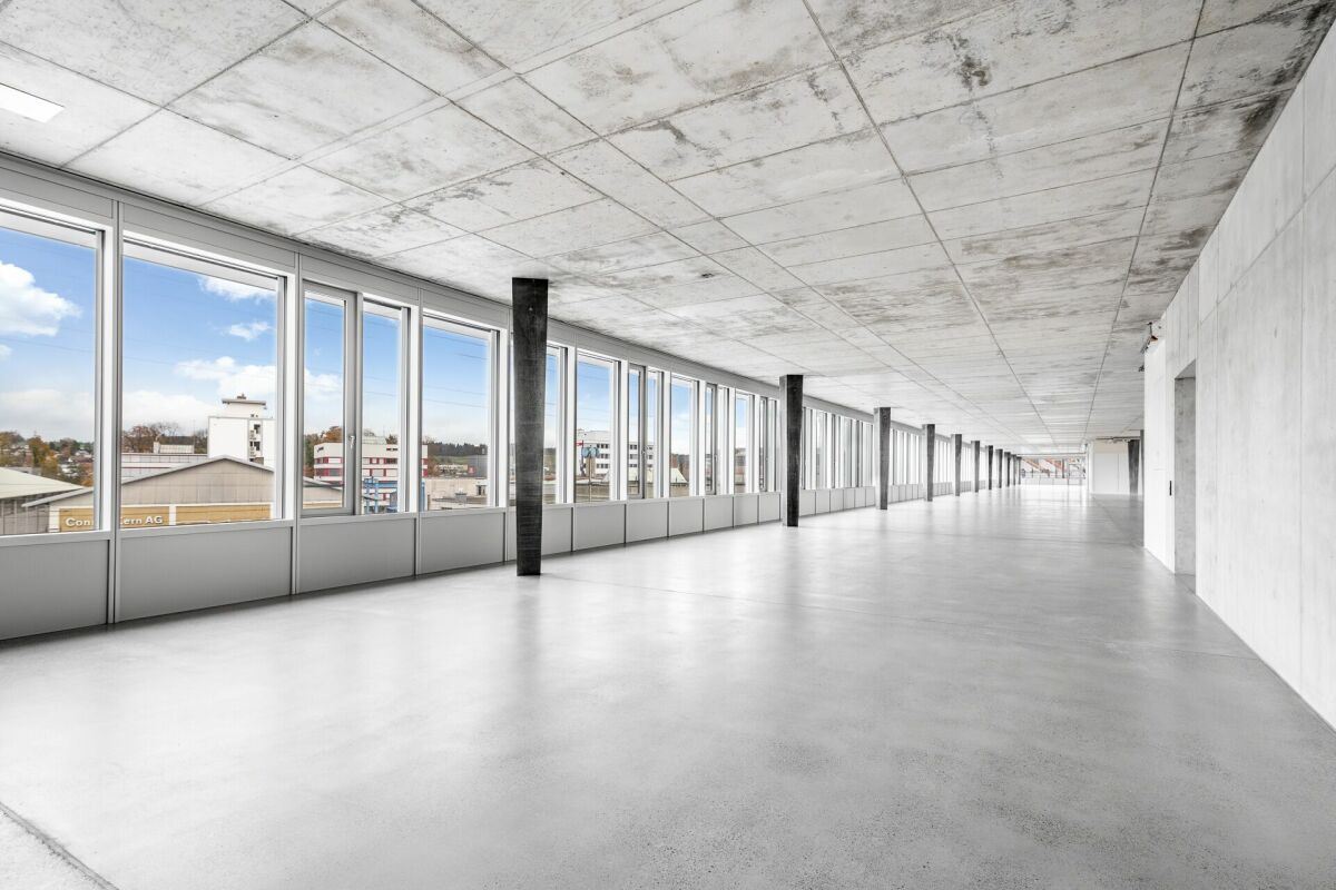1000m² office
