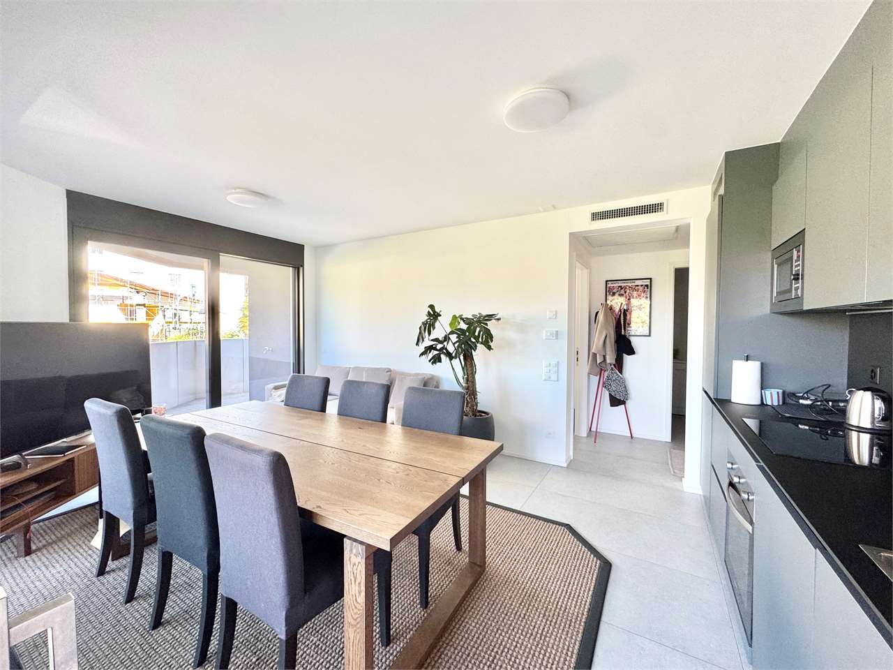 2 ½ Zimmer möblierte Wohnung