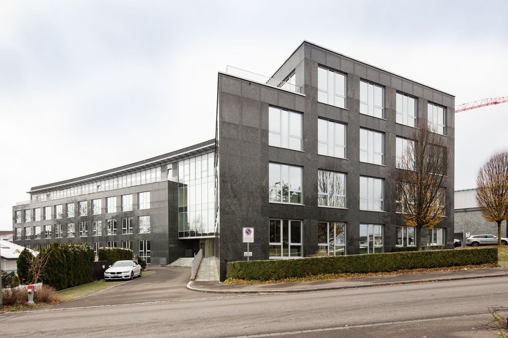 Pièce de loisirs
Avez-vous besoin d'un espace de stockage supplémentaire pour vos dossiers ?
Saisissez alors l'opportunité et louez cet espace d'archivage d'une surface de 19.44m2 à la Lindenstrasse 23 à Kloten.
Il s'agit d'une pièce fermant à clé, qui peut être utilisée comme espace de