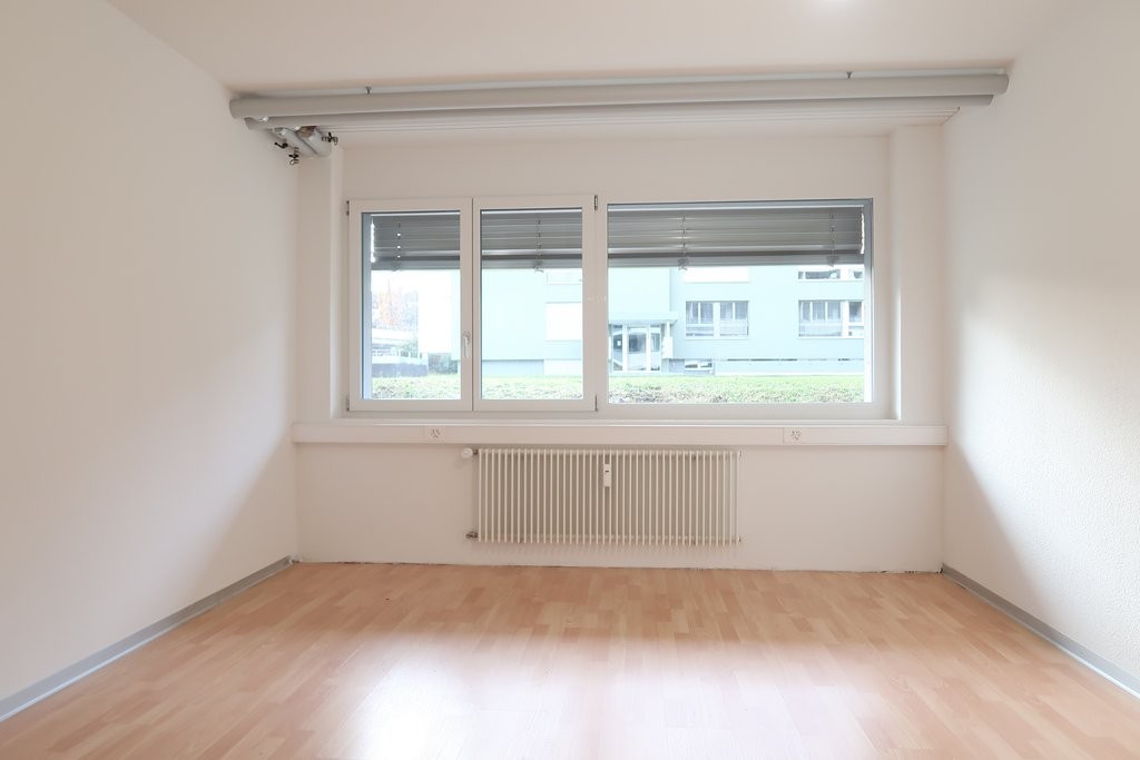 156m² office
