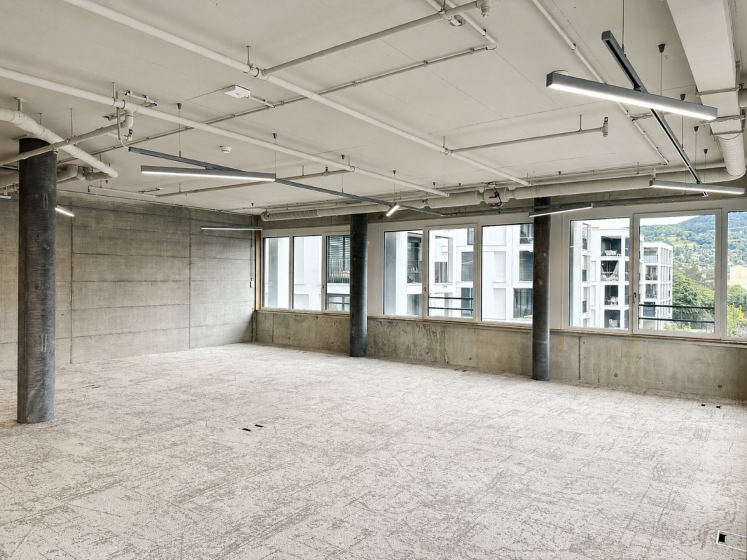 100m² office