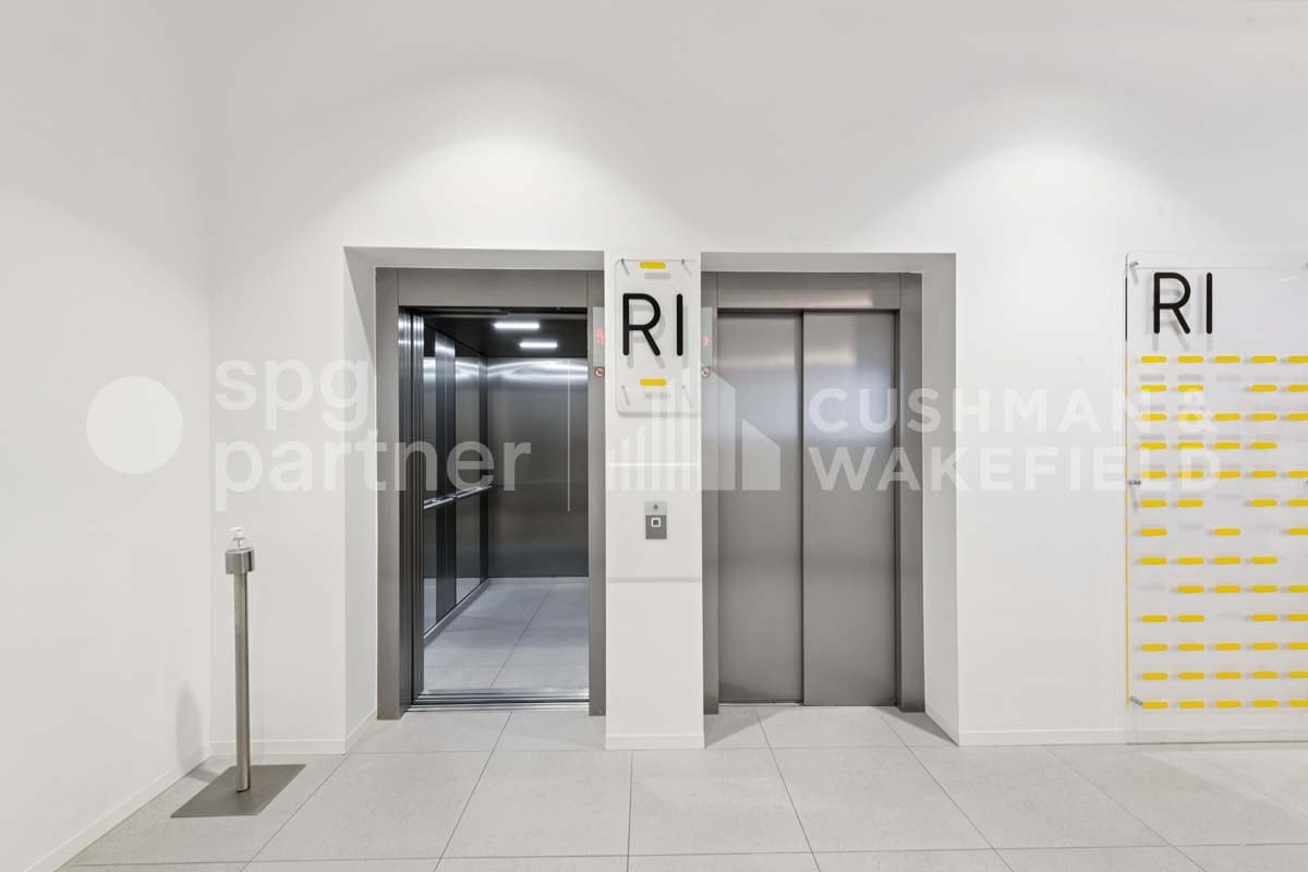 1200m² atelier