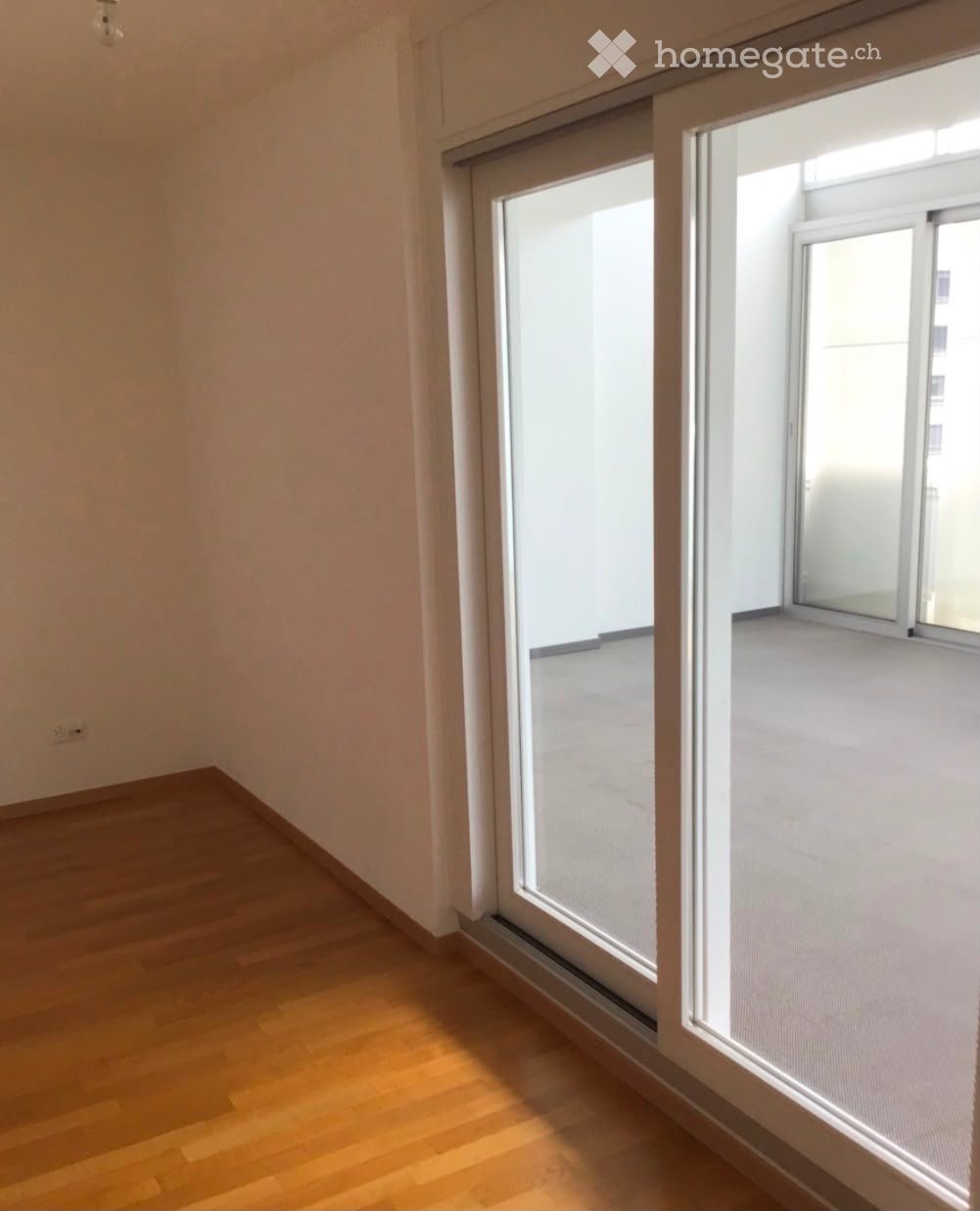 5 rooms apartment