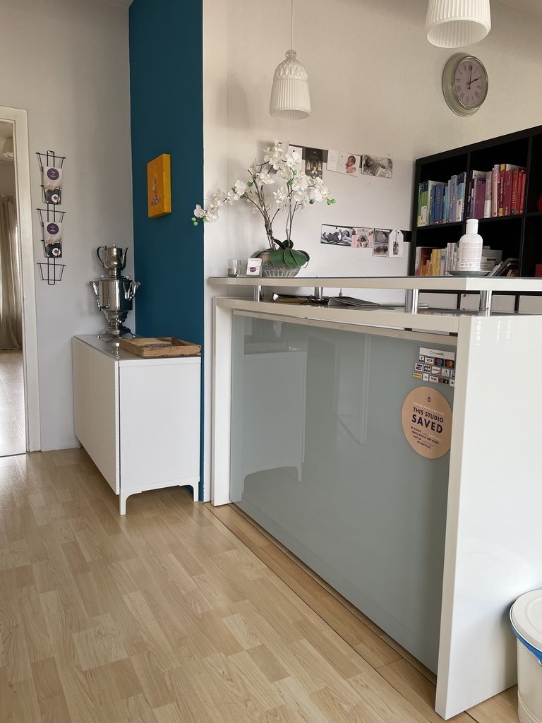 96m² office