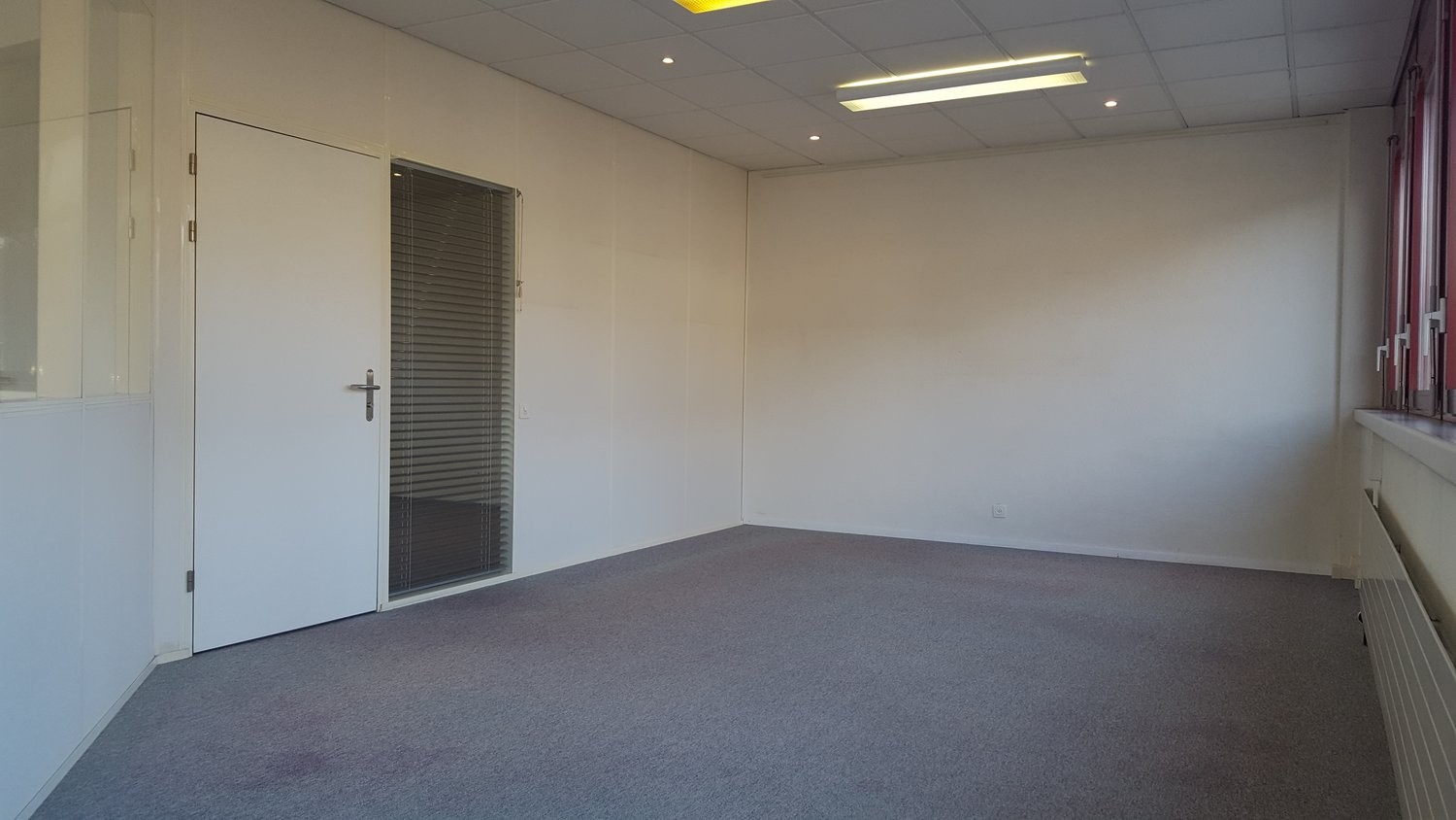 51m² office