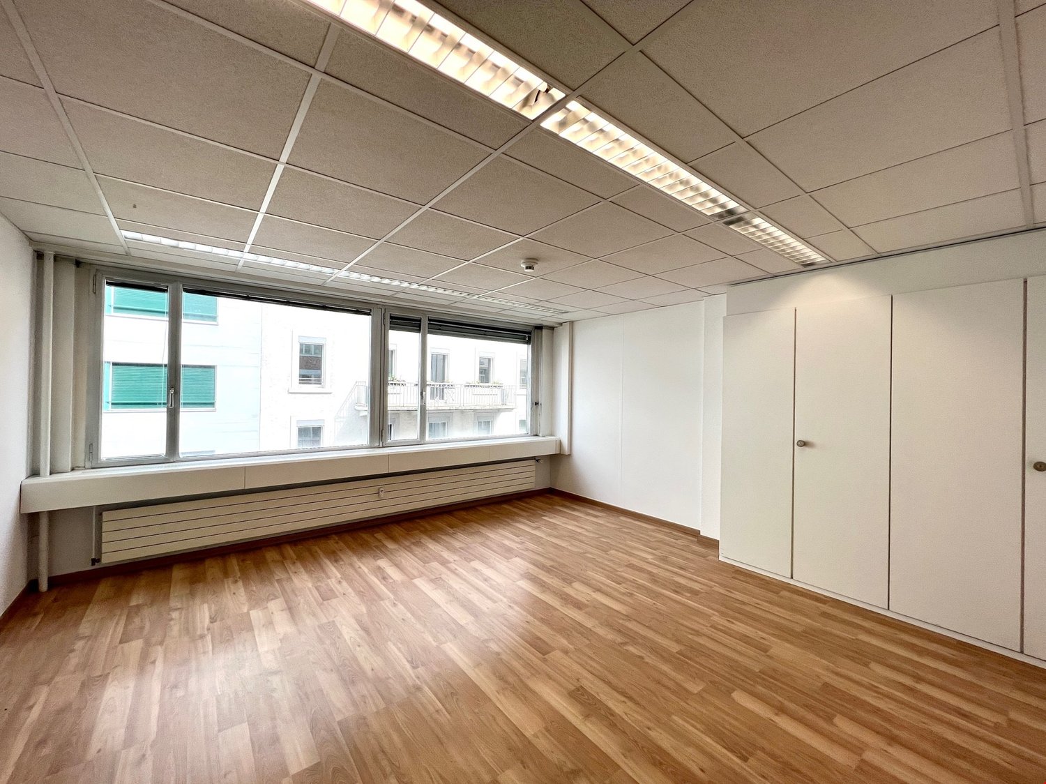 19m² office