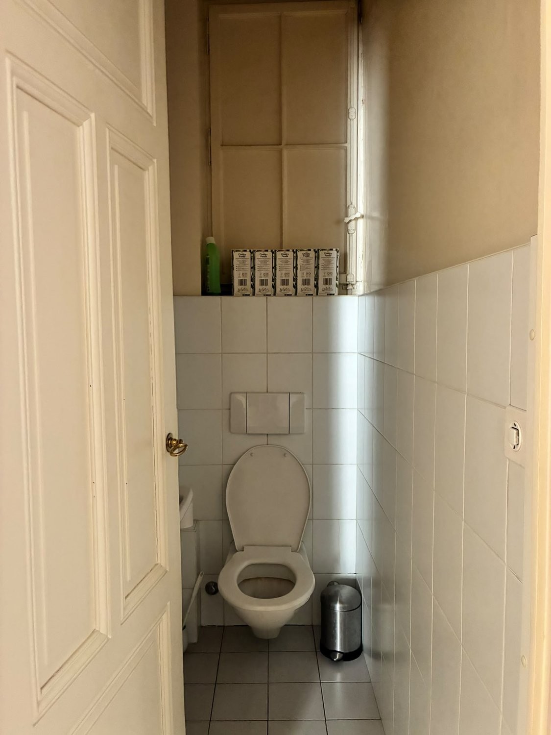 5 rooms apartment