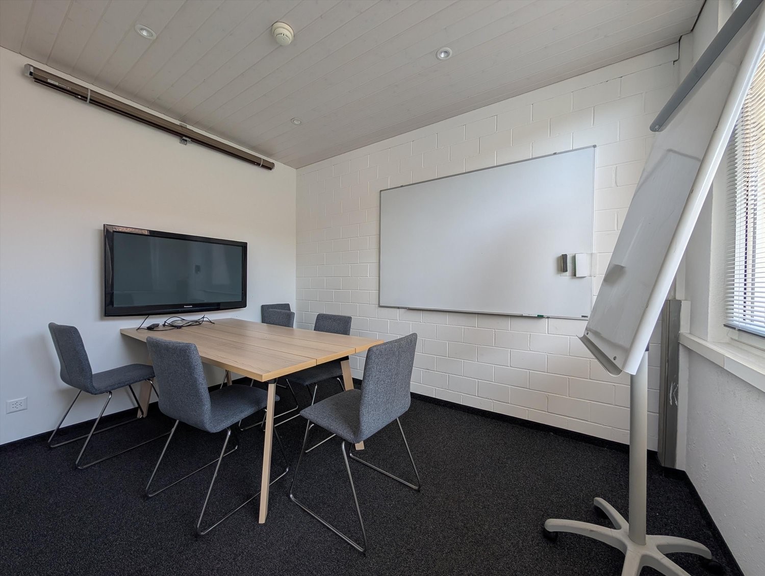 229m² commercial