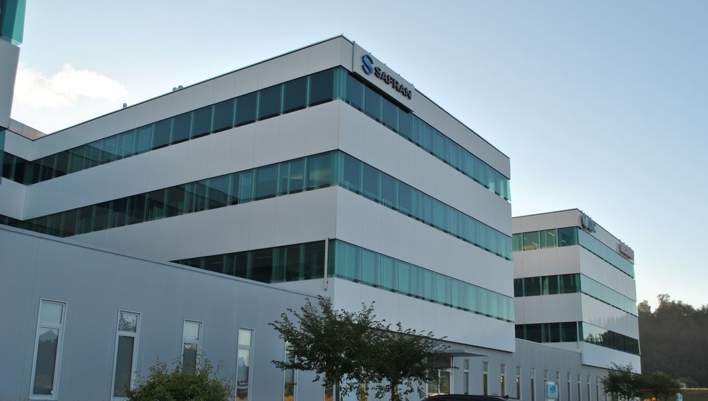 468m² office