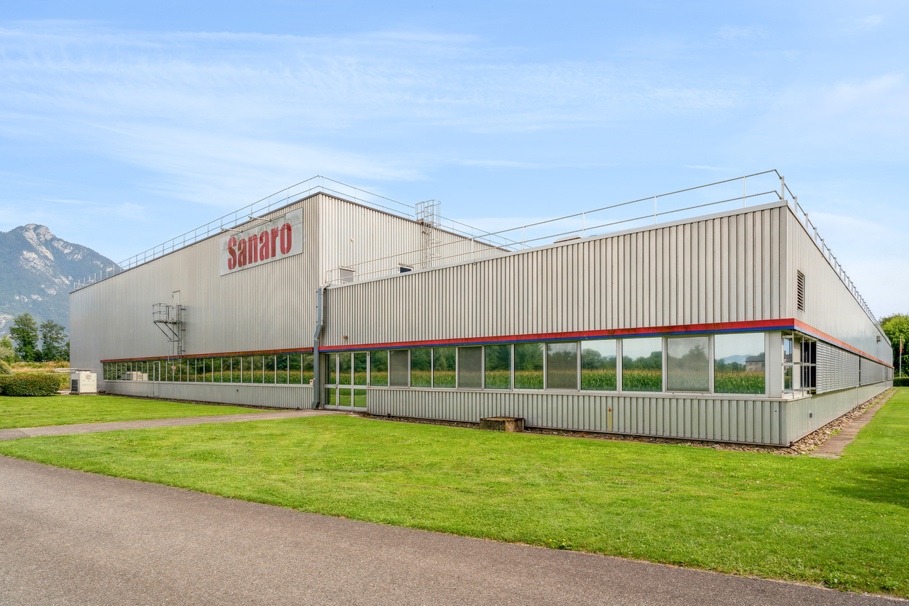 2690m² workshop