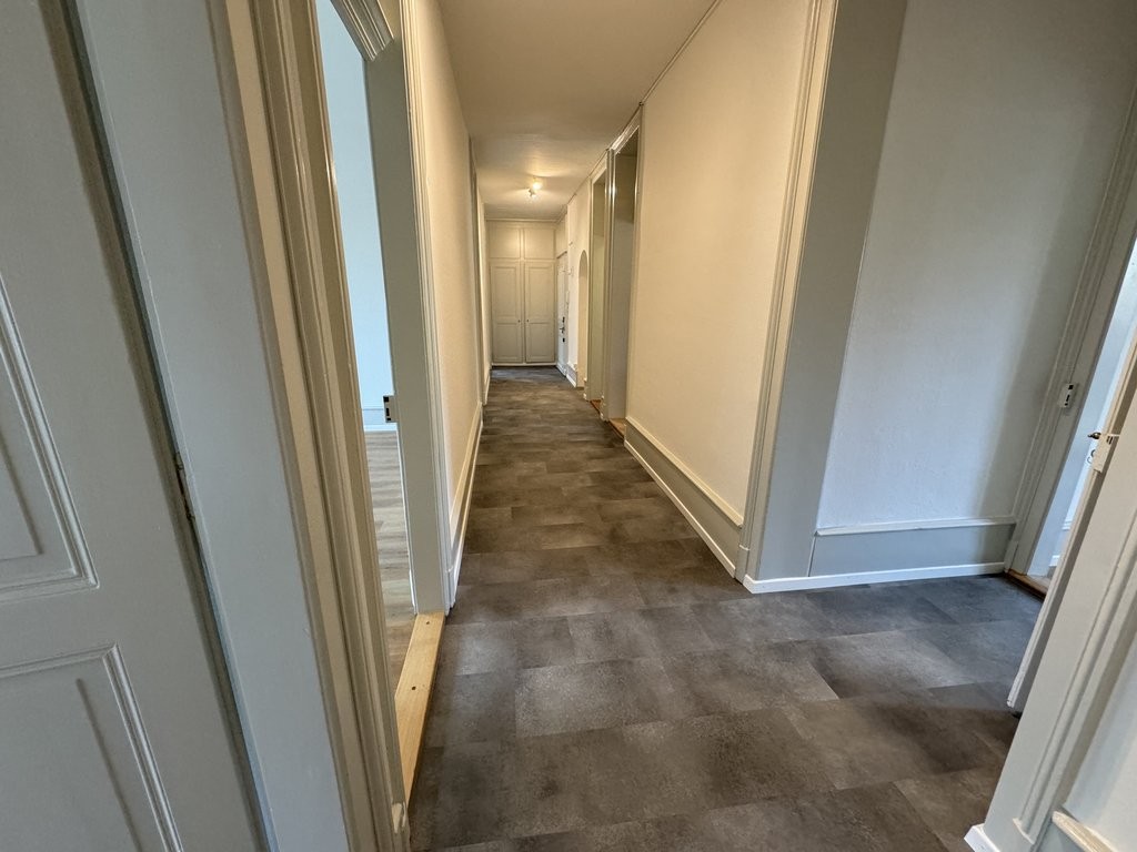 5-Zimmer-Wohnung