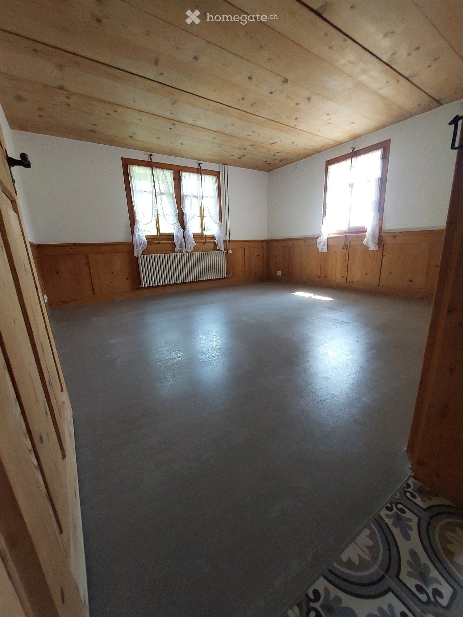 1 room single room