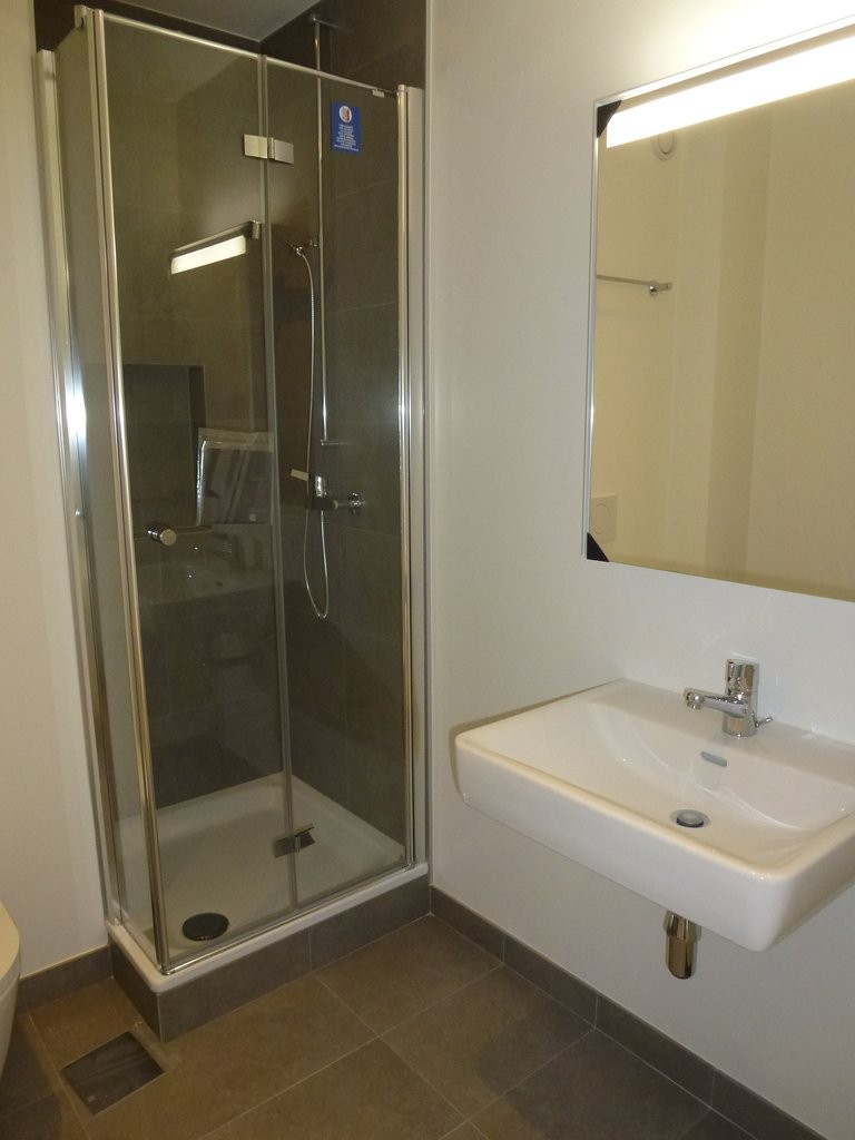 6 rooms apartment