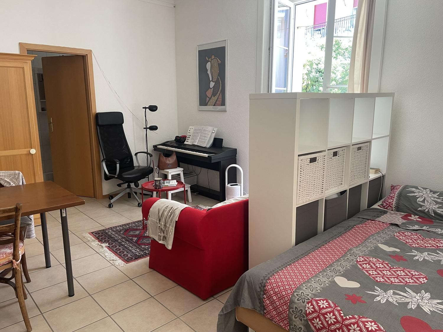 Studio zu vermieten per 1. Oktober in Montreux. Im Stadtzentrum gelegen, ruhig und hell.