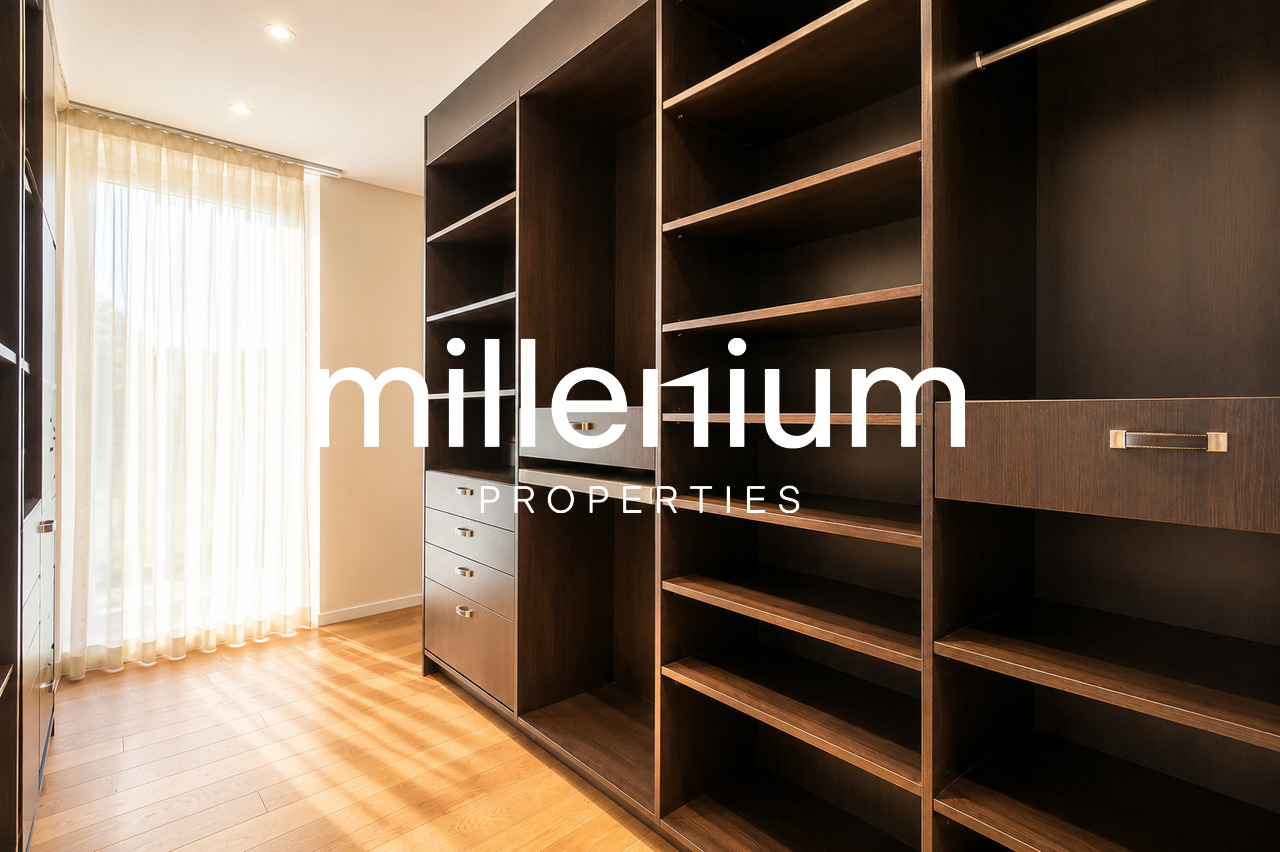 5 rooms apartment